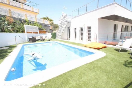 Villa en venta en Orihuela (Alicante)