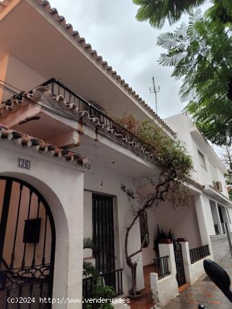 Venta de 2 casas en el centro de Fuengirola - MALAGA