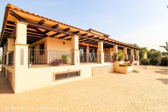 Villa en venta en Bigastro (Alicante)