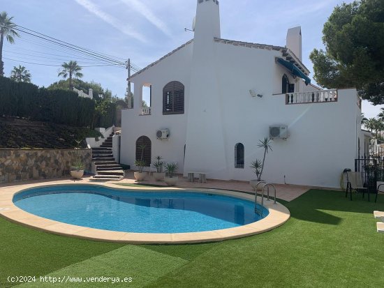  Villa en venta en Orihuela (Alicante) 