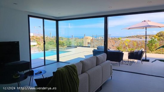 Villa en venta en Finestrat (Alicante)