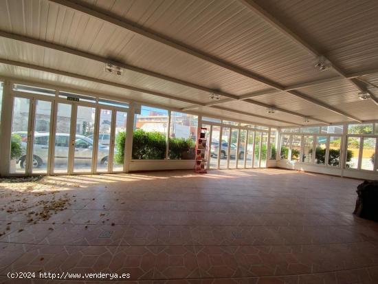 LOCAL COMERCIAL CON PARKING EN CAMBRILS - TARRAGONA