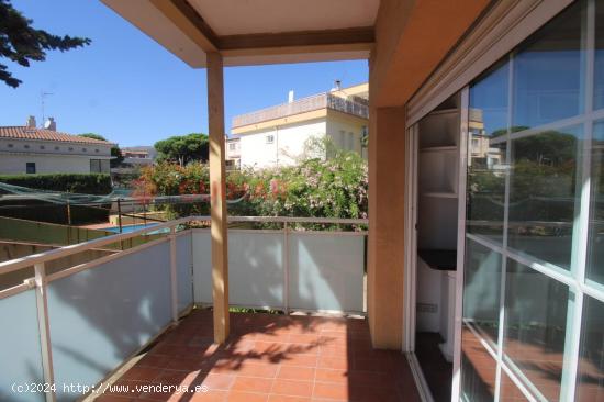 PISO EN VENTA - Castelldefels (Platja) - BARCELONA