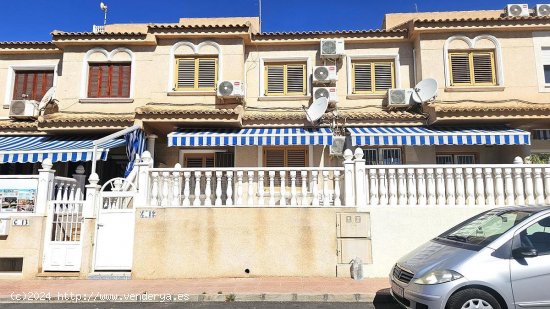  Chalet en venta en Torrevieja (Alicante) 