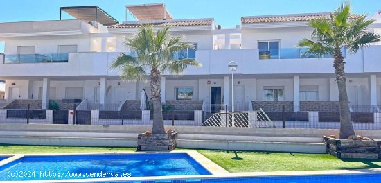  Chalet en venta en Torrevieja (Alicante) 