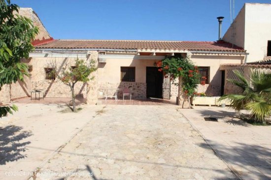  Casa en venta en Pinoso (Alicante) 