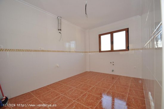 Chalet en venta en Pinoso (Alicante)