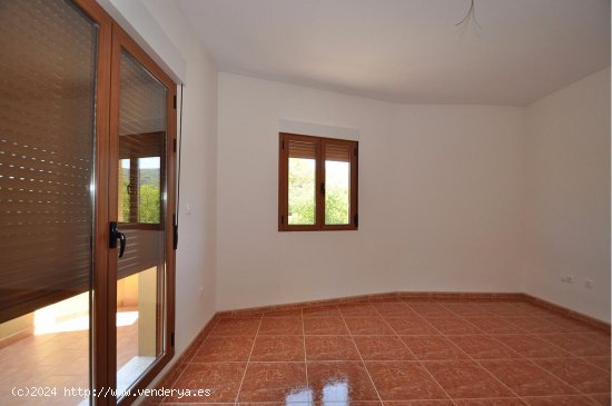 Chalet en venta en Pinoso (Alicante)