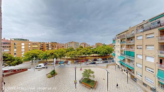  PREMIA DE DALT   Piso alto muy luminoso - BARCELONA 