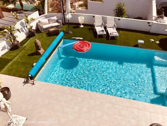 Villa en venta en Ciudad Quesada (Alicante)