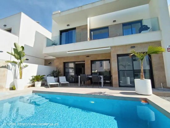  Villa en venta en Los Montesinos (Alicante) 