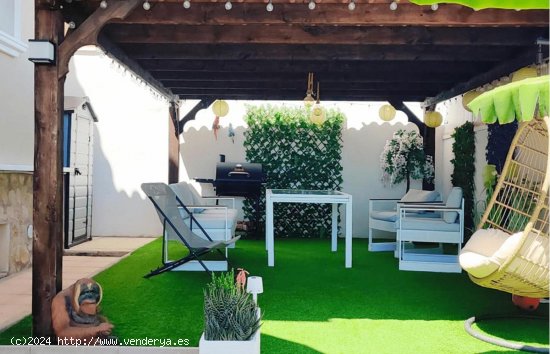 Chalet en venta en San Miguel de Salinas (Alicante)