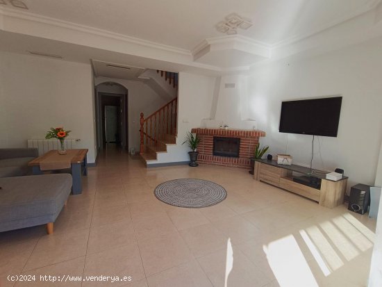 Villa en venta en La Nucia (Alicante)