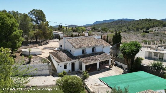  Villa en venta en Hondón de las Nieves (Alicante) 