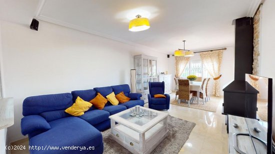 Chalet en venta en La Nucia (Alicante)