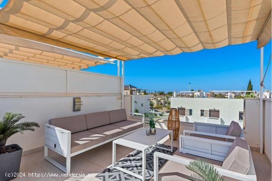  Chalet en venta en Torrevieja (Alicante) 