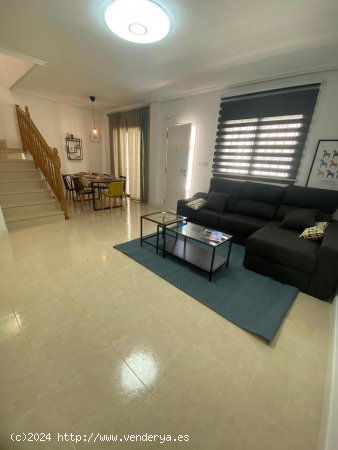 Chalet en venta en San Miguel de Salinas (Alicante)