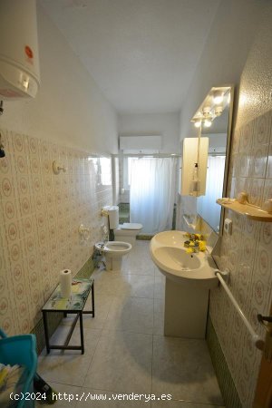 Villa en venta en Guardamar del Segura (Alicante)