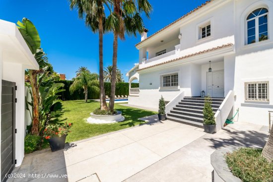 Villa en venta en Marbella (Málaga)