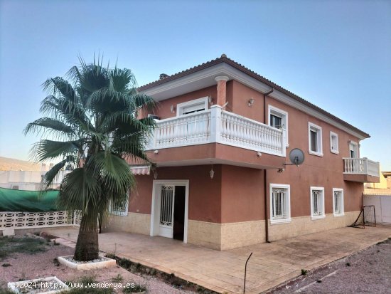 Chalet en venta en Sax (Alicante)