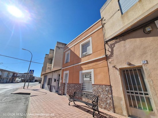 Chalet en venta en Villena (Alicante)