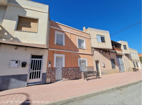 Chalet en venta en Villena (Alicante)