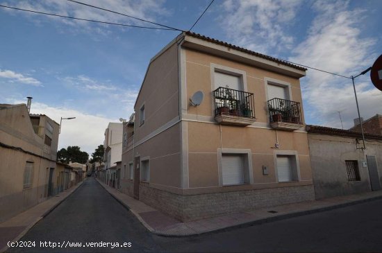 Chalet en venta en Pinoso (Alicante)