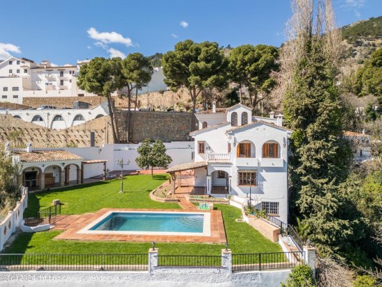 Villa en alquiler en Casarabonela (Málaga)