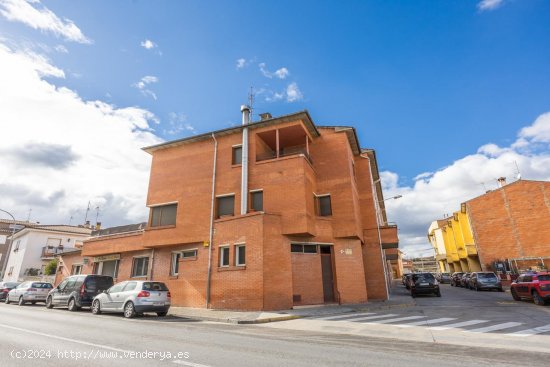 Local comercial en venta  en Roda de Ter - Barcelona