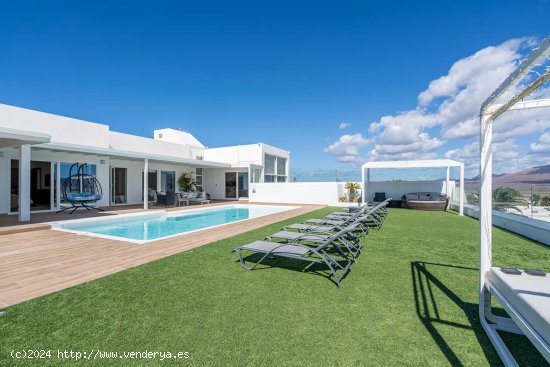 VILLA DE ENSUEÑO CON VISTAS AL MAR - Yaiza