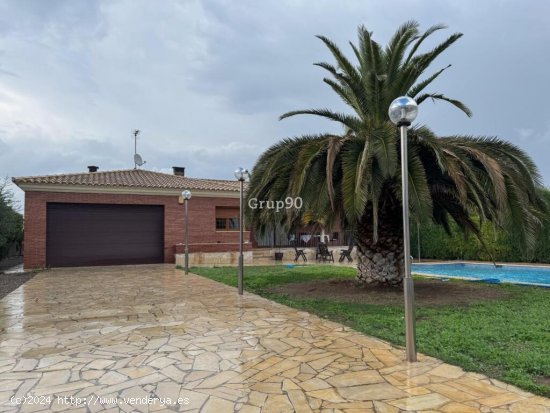 Chalet de una Planta con Piscina y Amplio Jardín en Alpicat