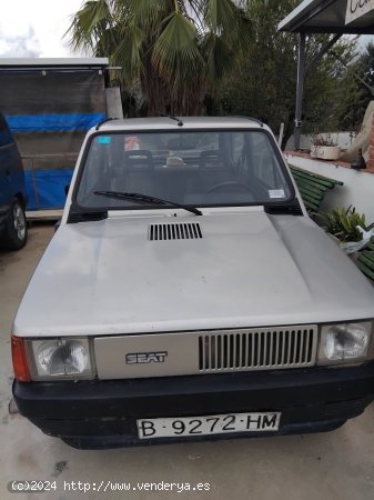 Seat Panda Pequeno de 1986 con 24.000 Km por 1.900 EUR. en Barcelona