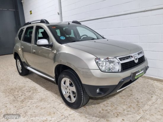 Dacia Duster Laureate 1.6cc de 2012 con 100.000 Km por 8.000 EUR. en Sevilla