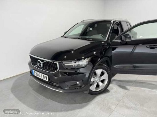 Volvo XC40 Momentum Pro, T2 manual de 2021 con 51.945 Km por 26.700 EUR. en Badajoz