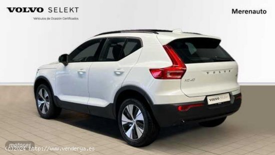 Volvo XC40 XC40 Plus, B3 Mild hybrid, Gasolina, Dark de 2024 con 6 Km por 42.900 EUR. en A Coruna