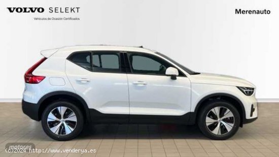 Volvo XC40 XC40 Core, B3 Mild hybrid, Gasolina de 2024 con 1 Km por 40.900 EUR. en A Coruna