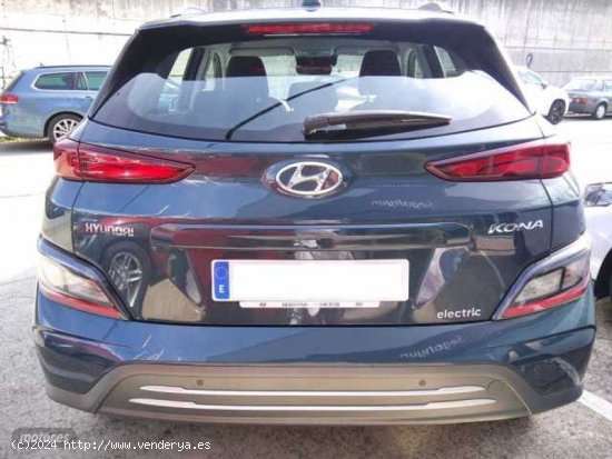 Hyundai Kona Electric Maxx 100kW de 2022 con 40.056 Km por 24.000 EUR. en Segovia