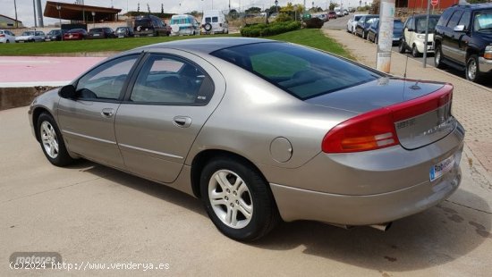 Dodge Avenger Intrepid 3.2 de 1998 con 152.686 Km por 5.400 EUR. en Madrid