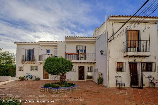 Encantadora casa adosada situada en Marbella, cerca del centro de la ciudad. - MALAGA