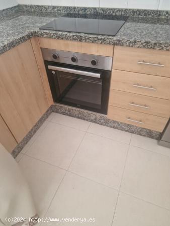 Se alquila apartamento de dos dormitorios en Roque del Conde - SANTA CRUZ DE TENERIFE