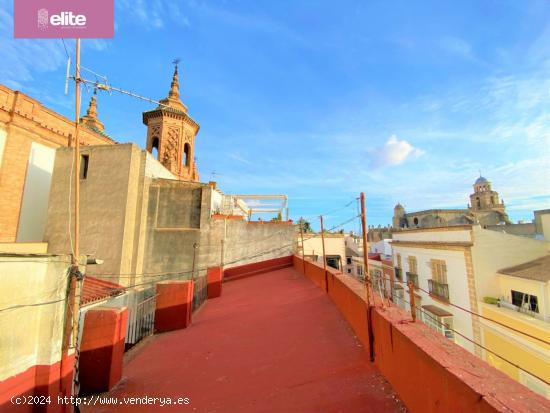  OPORTUNIDAD DE INVERSION MAGNIFICA CASA EN EL CENTRO - CADIZ 