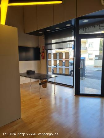 OPORTUNIDAD ÚNICA, LOCAL COMERCIAL EN EL CENTRO - BARCELONA