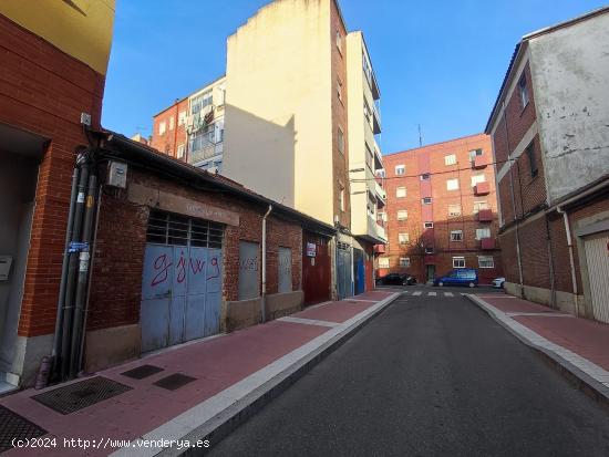 SOLAR EN ZONA ARTILLERÍA DELICIAS - VALLADOLID