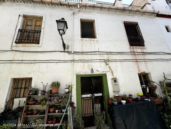  GRAN OPORTUNIDAD SOLAR CON CASA EN MIRADOR DE ROLDANDO,GRANADA - GRANADA 