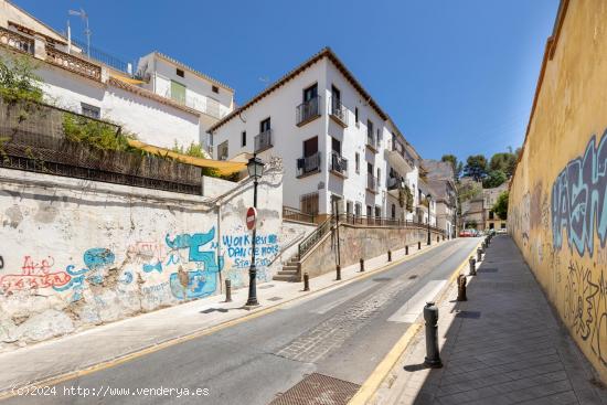 GRAN OPORTUNIDAD SOLAR CON CASA EN MIRADOR DE ROLDANDO,GRANADA - GRANADA