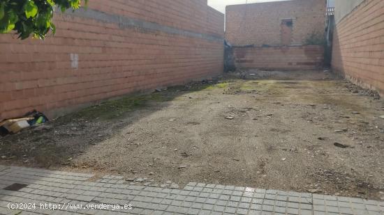 TERRENO PARA CONSTRUIR LA CASA DE TUS SUEÑOS EN ADAMUZ! - CORDOBA