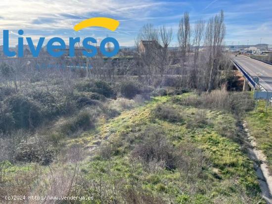 FINCA RÚSTICA PRÓXIMA AL CENTRO DE LA CIUDAD - BURGOS