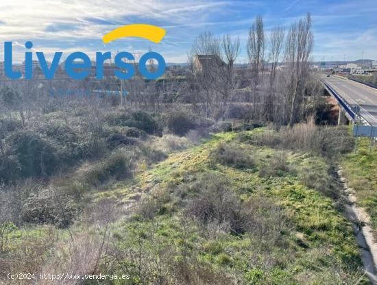 FINCA RÚSTICA PRÓXIMA AL CENTRO DE LA CIUDAD - BURGOS