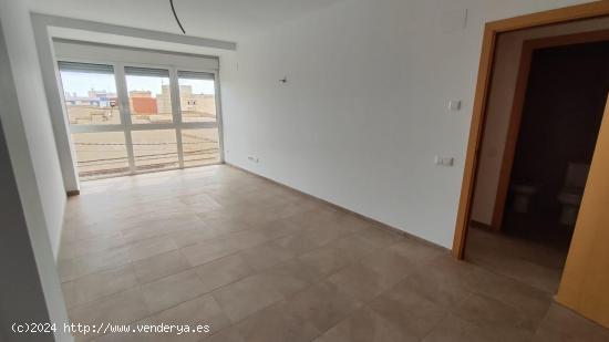 Ático dúplex de 2 dormitorios y buhardilla - TARRAGONA