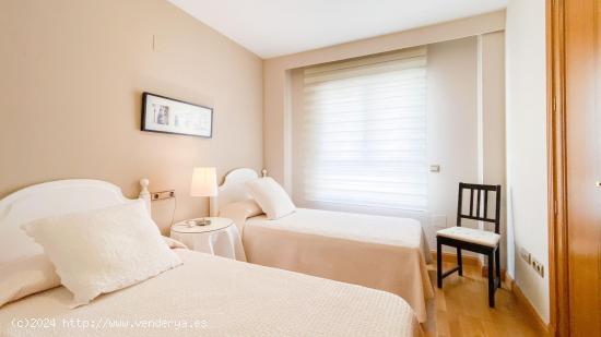 PISO DE 2 DORMITORIOS, 2 BAÑOS EN ALQUILER VACACIONAL. ZONA PACÍFICO-MÁLAGA - MALAGA